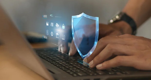 آیا ویندوز ۱۱ بدون آنتی‌ ویروس امن است؟