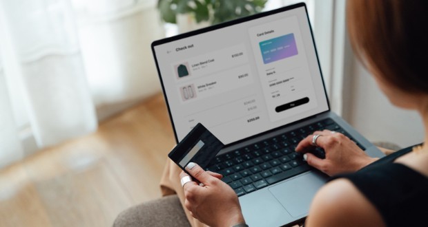 اطلاعات شخصی شما در اینترنت پراکنده است؛ چگونه آن را پیدا و حذف کنید؟ اطلاعات شخصی شما در اینترنت پراکنده است؛ چگونه آن را پیدا و حذف کنید؟