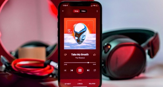 قابلیت ترجمه شعر به یوتیوب موزیک رسید؛ آهنگهای خارجی را با معنی گوش دهید قابلیت ترجمه شعر به یوتیوب موزیک رسید؛ آهنگهای خارجی را با معنی گوش دهید