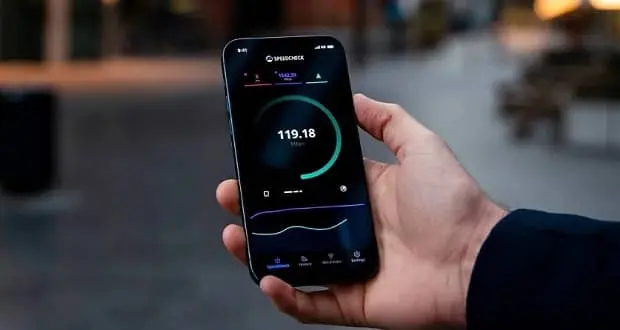 سرعت اینترنت ایران در سال 2025 از نگاه اسپیدتست؛ بهترین و بدترین ماه کدام بودند؟ سرعت اینترنت ایران در سال 2025 از نگاه اسپیدتست؛ بهترین و بدترین ماه کدام بودند؟