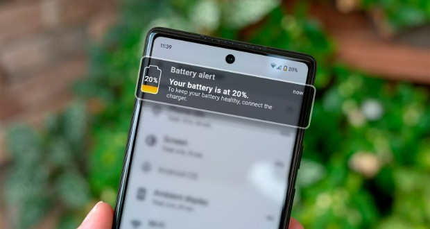 8 عادت بد در استفاده از گوشی های هوشمند که باید کنار بگذارید