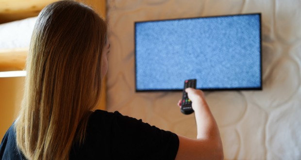 مشکلات رایج تلویزیون‌های هوشمند و راه‌حل برطرف کردن آنها