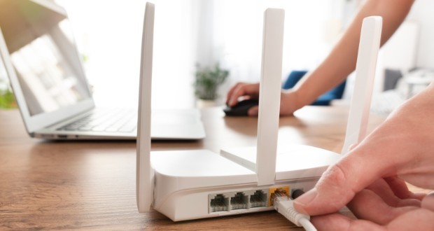 همه‌چیز درباره آنتن وای فای مودم؛ چگونه کیفیت Wi-Fi خانه را ۲ برابر کنیم؟