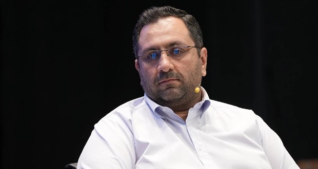 معاون وزارت ارتباطات: توسعه پیام‌رسان‌های بومی از مسیر محدودسازی و فیلترینگ درست نیست