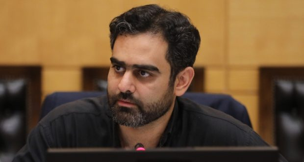 انتقاد امیرحسین ثابتی از تناقض رفتار دولت: رئیس جمهور به طرح اینترنت پرو رای مثبت داده بود