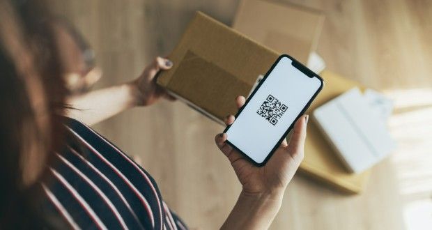 چگونه کد QR روی صفحه گوشی را با همان دستگاه اسکن کنیم؟ چگونه کد QR روی صفحه گوشی را با همان دستگاه اسکن کنیم؟